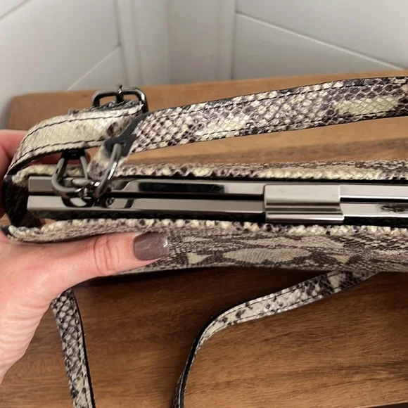 Vintage python embossed leather, made in Italy - Picture 14 of 17